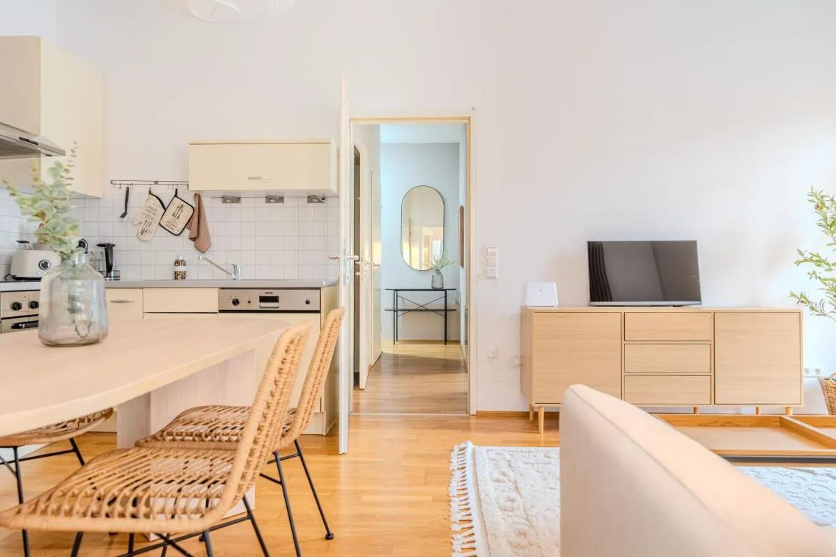 Image 3 of Hakuna ScandinavianSuite – city center – free parking