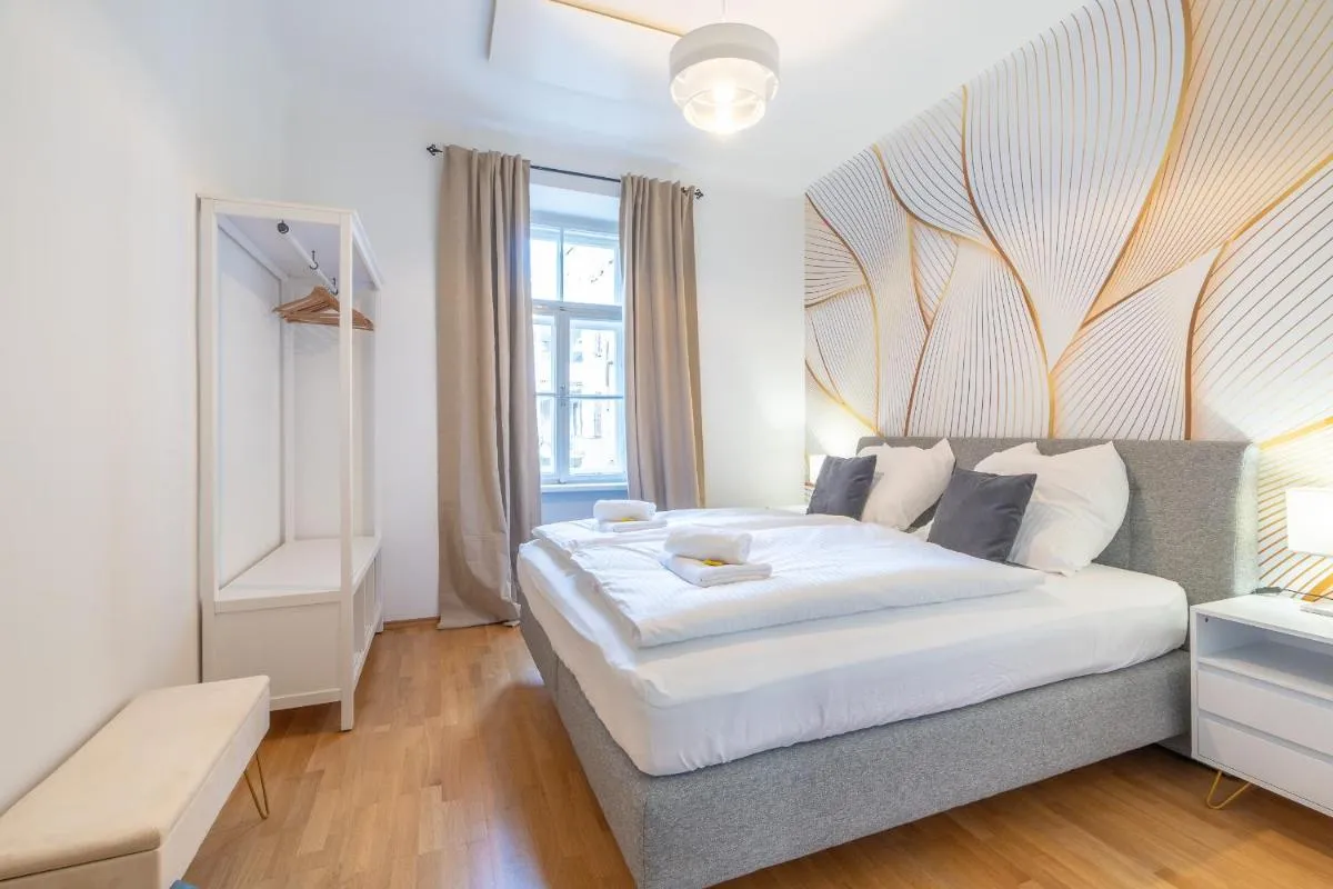 Image 1 of M&O Apartment, Zentral in Innenstadt-& Bahnhofsnähe – PARKGARAGE