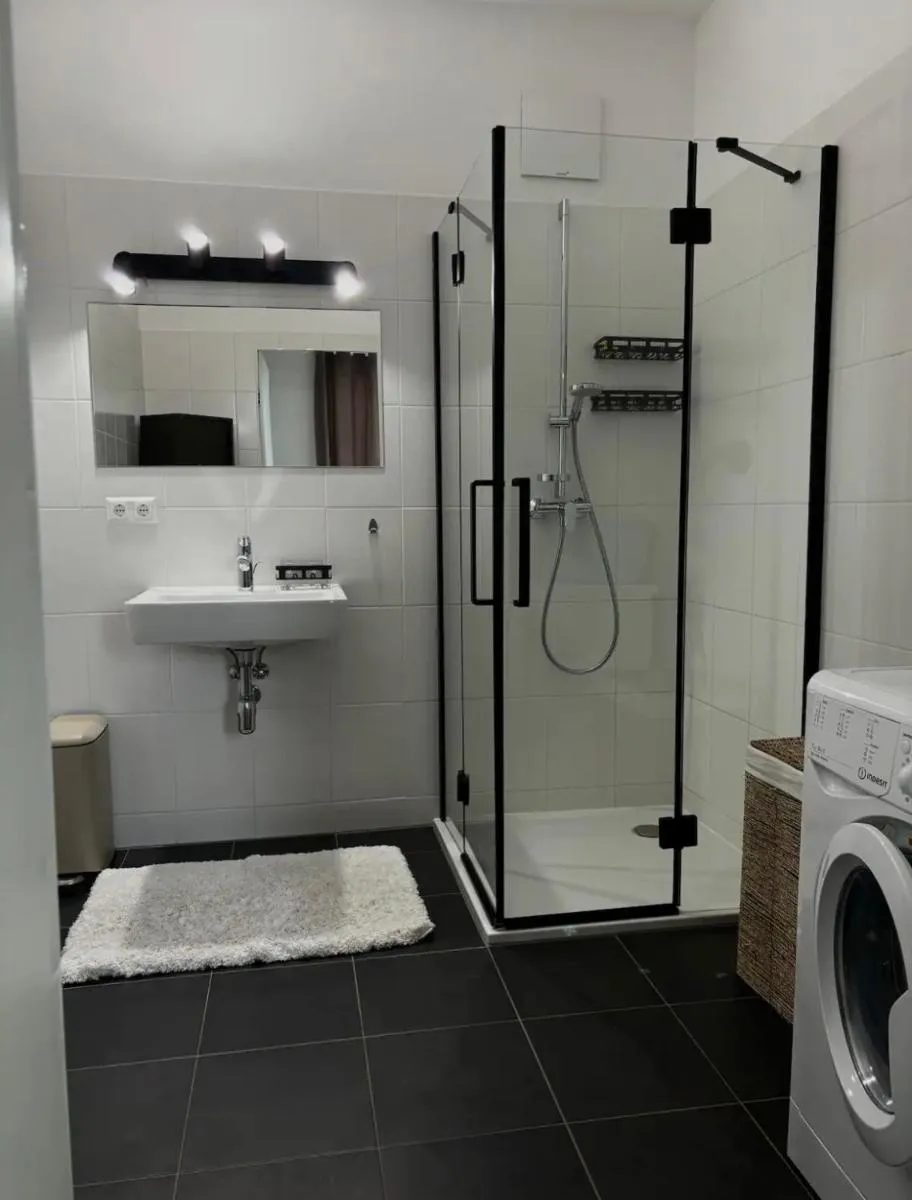 Image 2 of Modern City Apartment – Graz