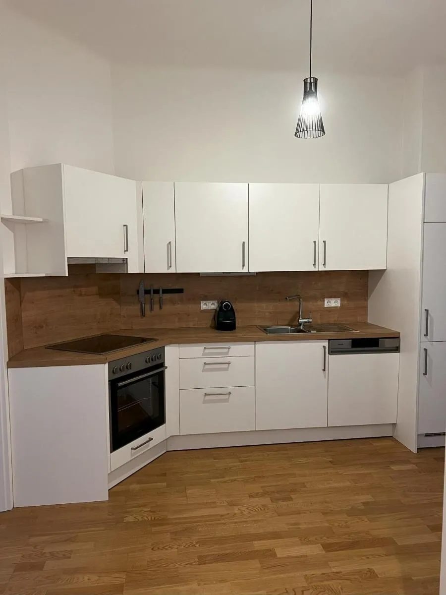 Image 4 of Old Town Vibe & Wave