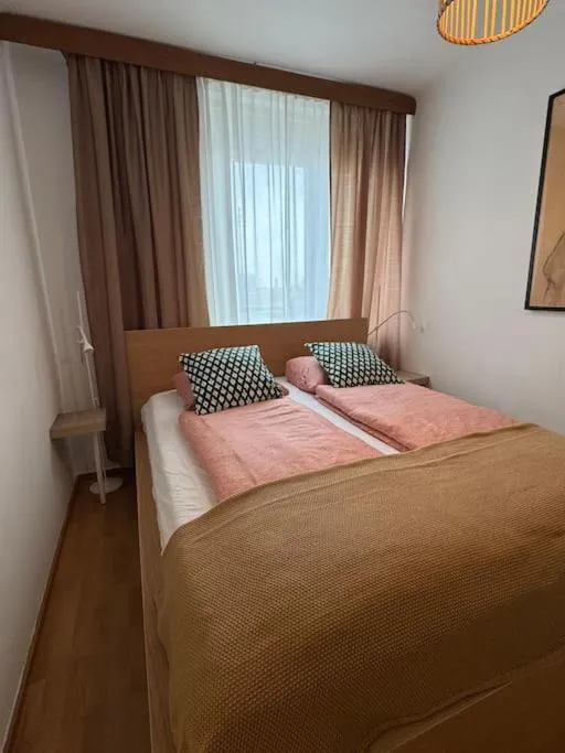 Image 3 of SOVA Apartments 2