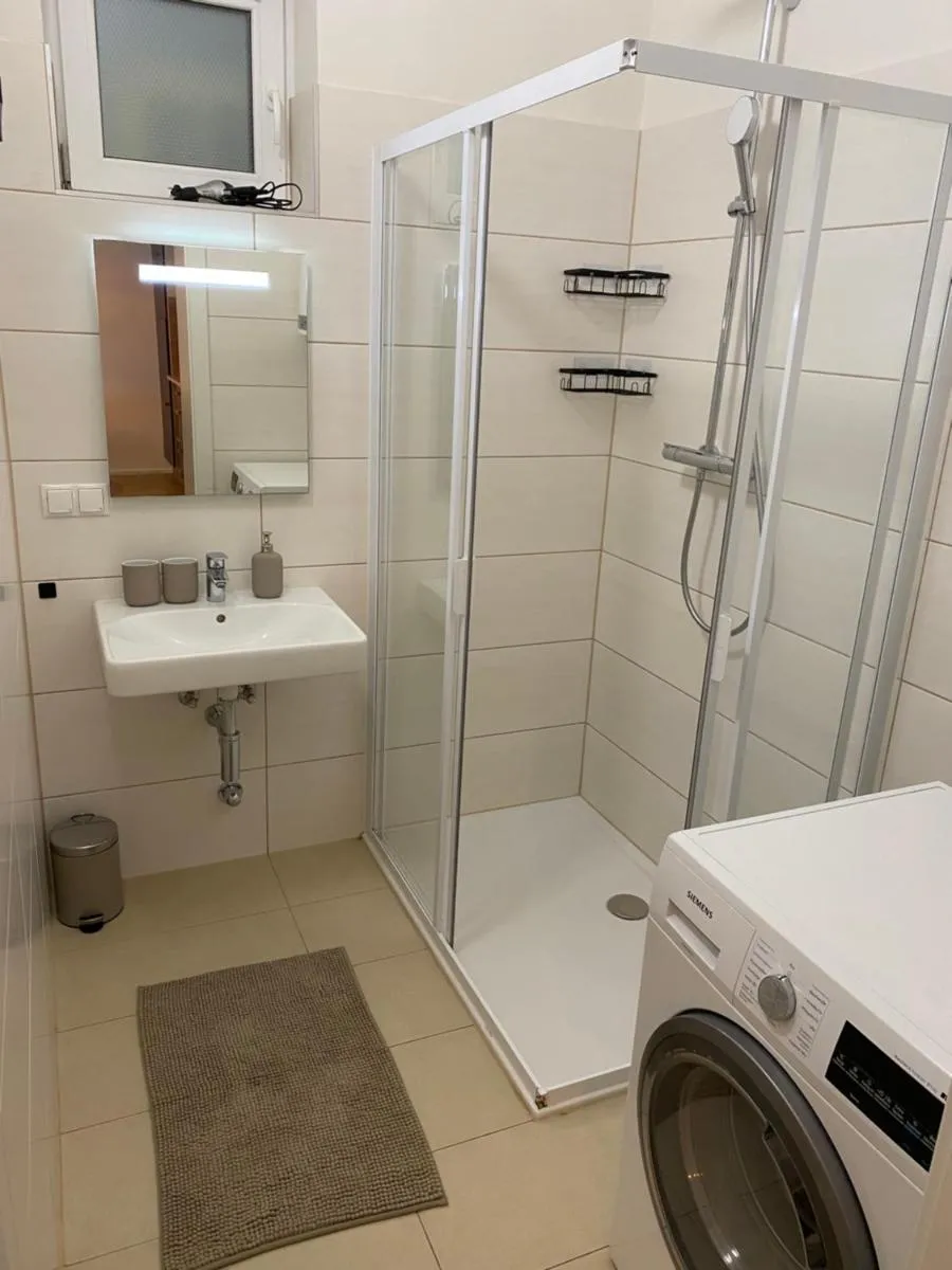 Image 2 of Smart home, neu eingerichtet