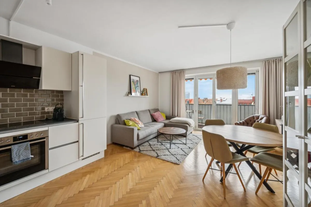 Image 3 of Zentrales park-side Apartment – 2 Balkone