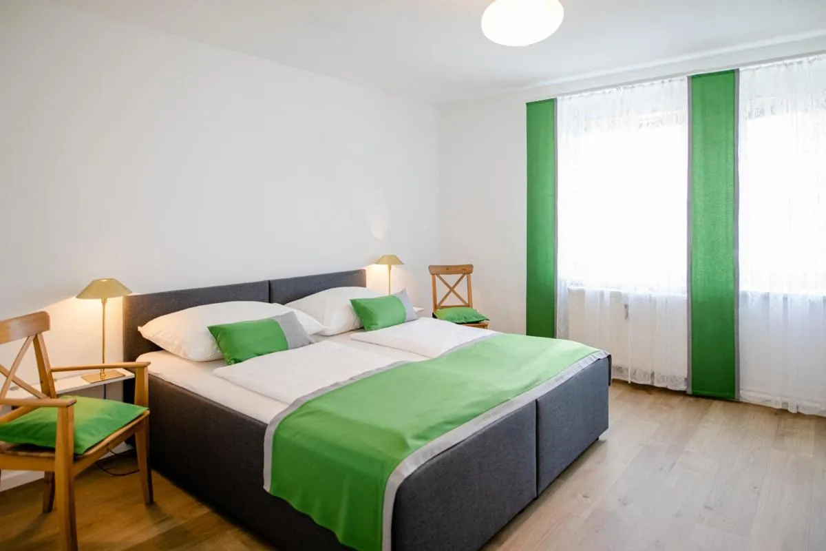 Image 1 of zimmer-graz