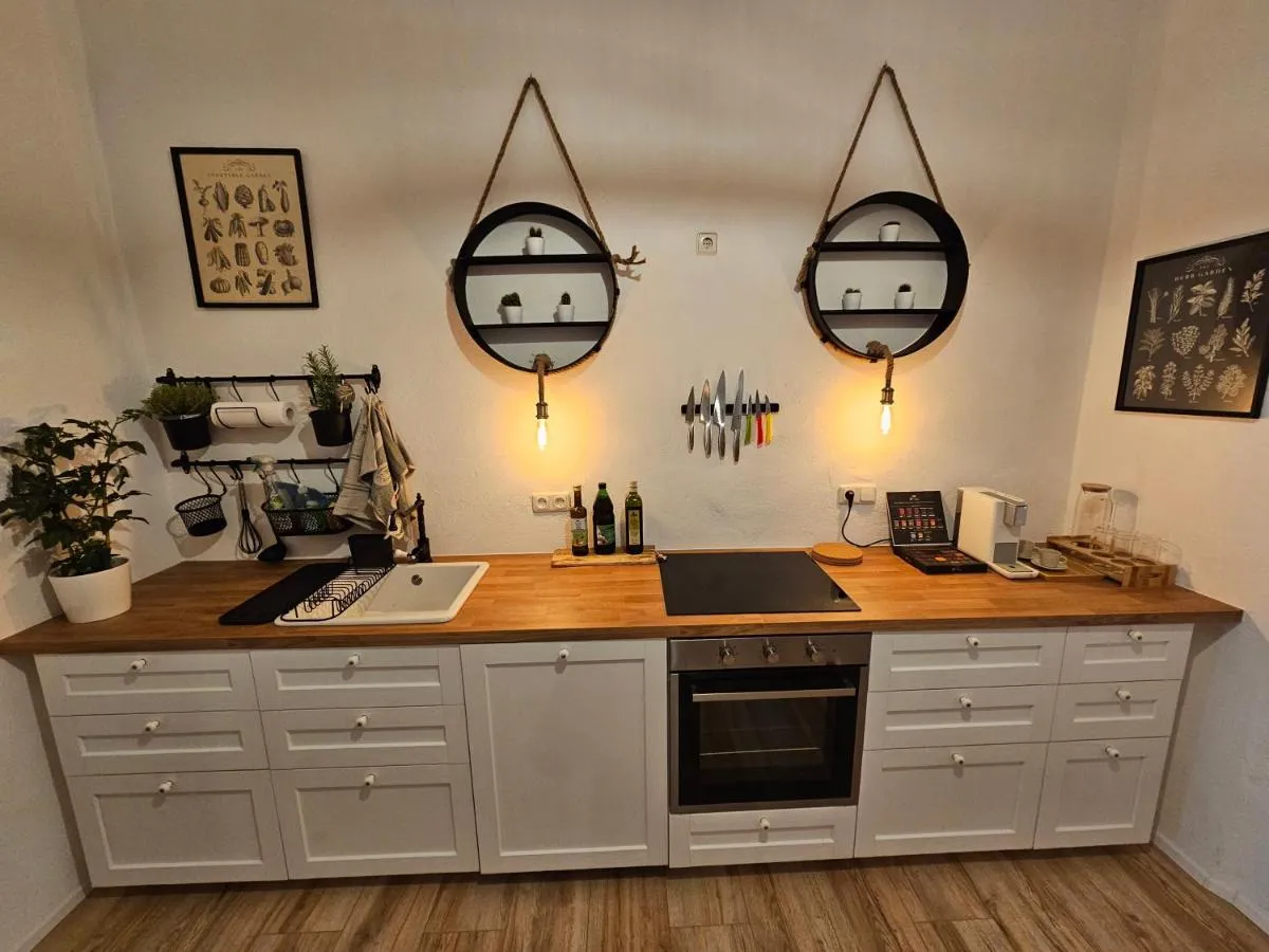 Image 3 of surf.Lend