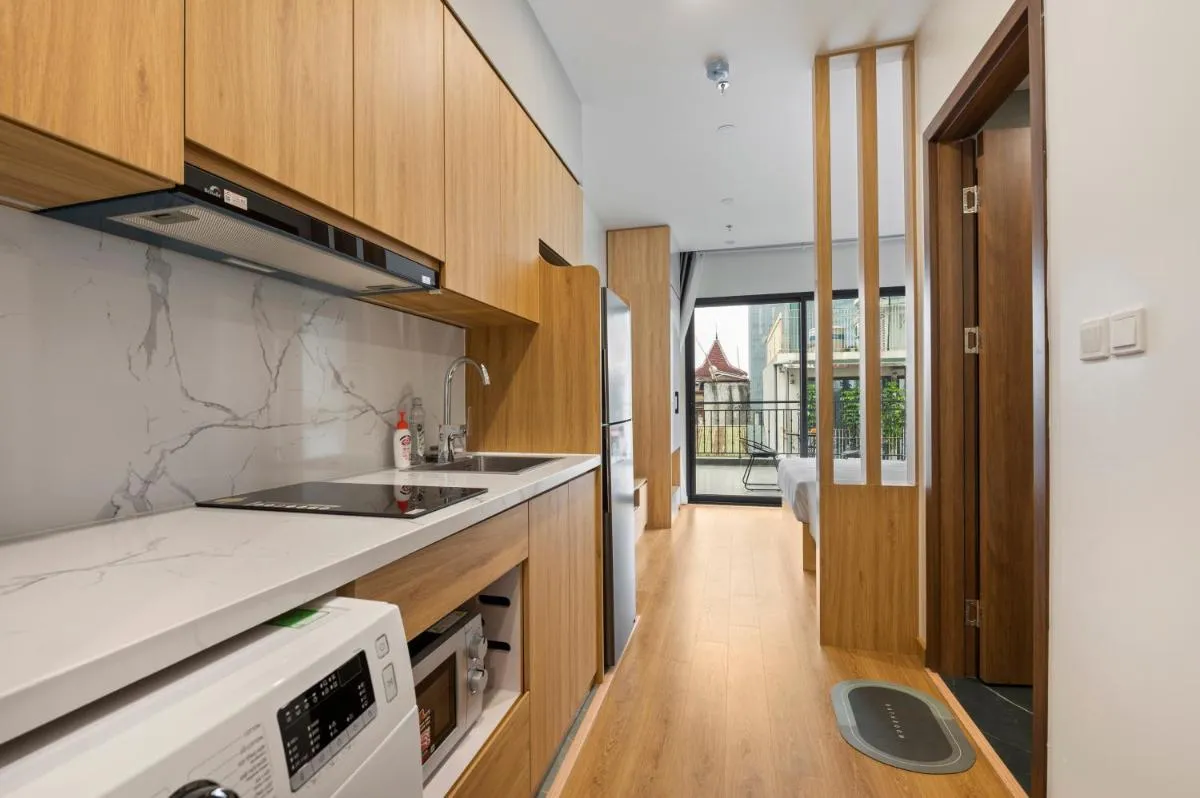 Image 3 of 22Housing Luxury Apartment 81 Linh Lang