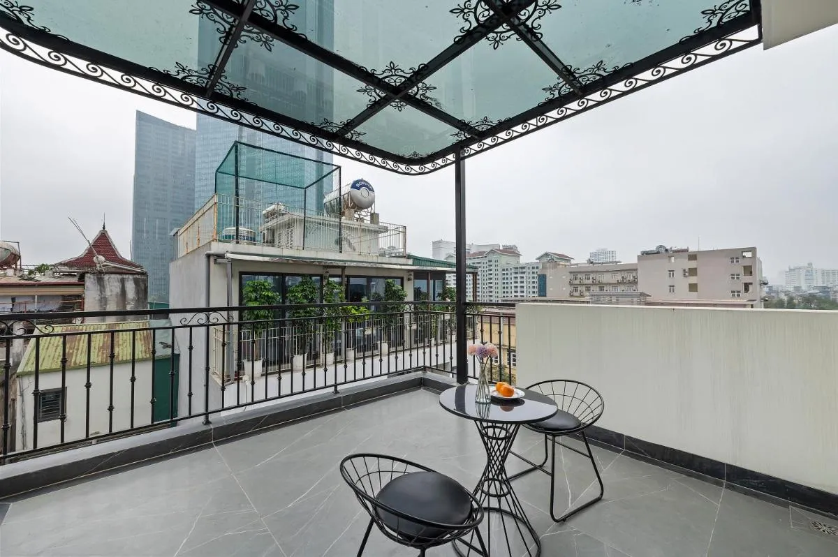 Image 5 of 22Housing Luxury Apartment 81 Linh Lang
