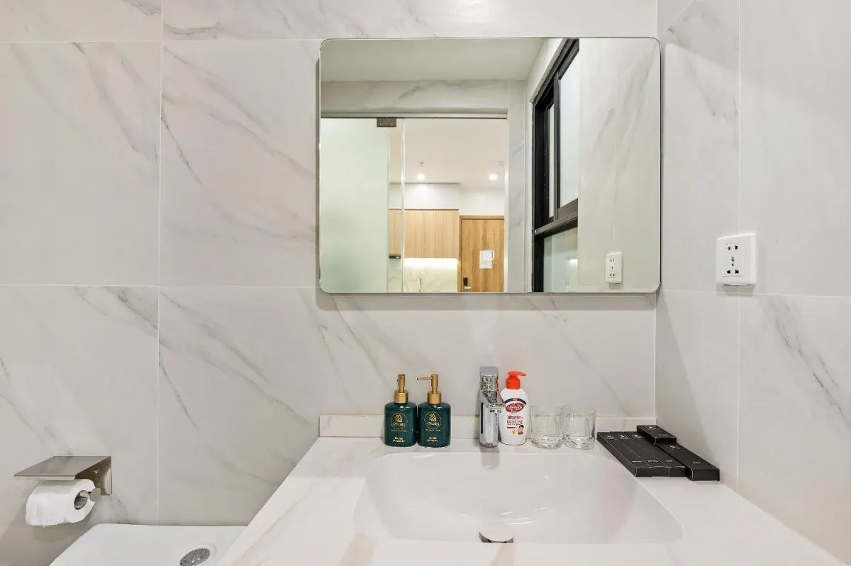 Image 2 of 22Housing Luxury Apartment near lotte tower