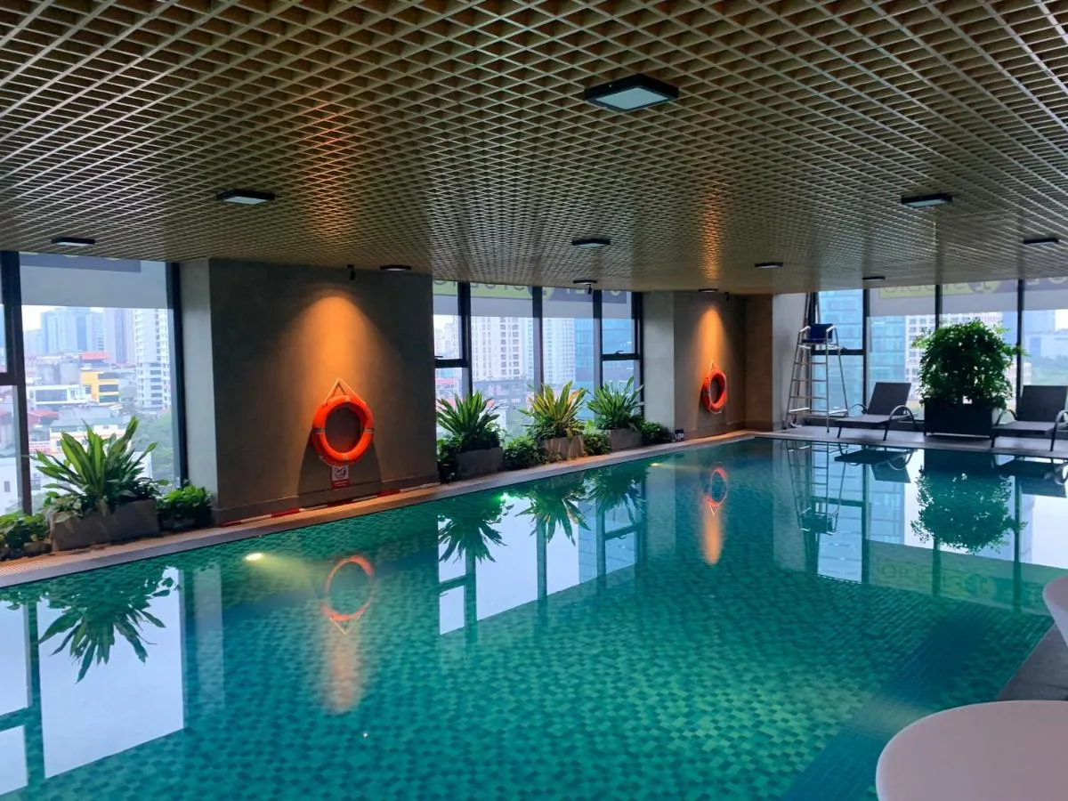 Image 2 of 3 bedroom Golden Park Apartment near Cau Giay Park