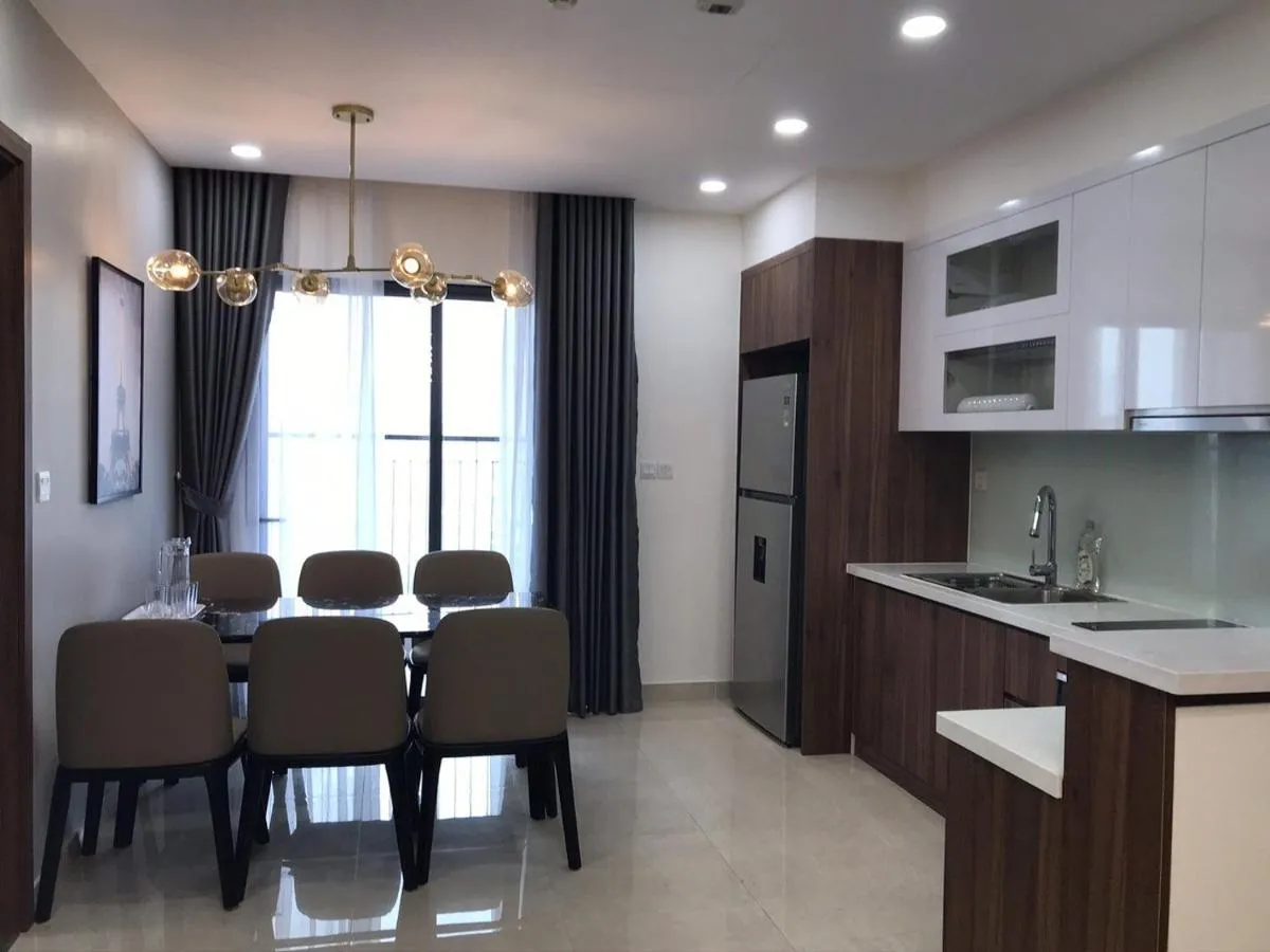 Image 3 of 3 bedroom Golden Park Apartment near Cau Giay Park