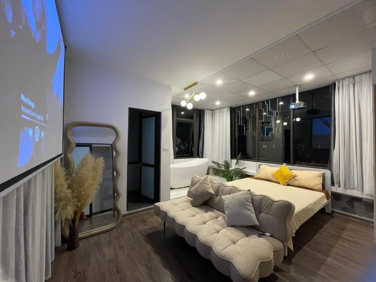 Image 2 of Airhome Westlake Xuan Dieu