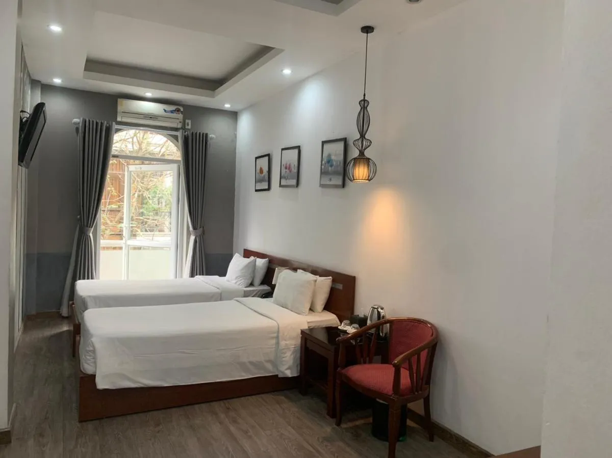 Image 1 of Amica Premier Hotel and Travel