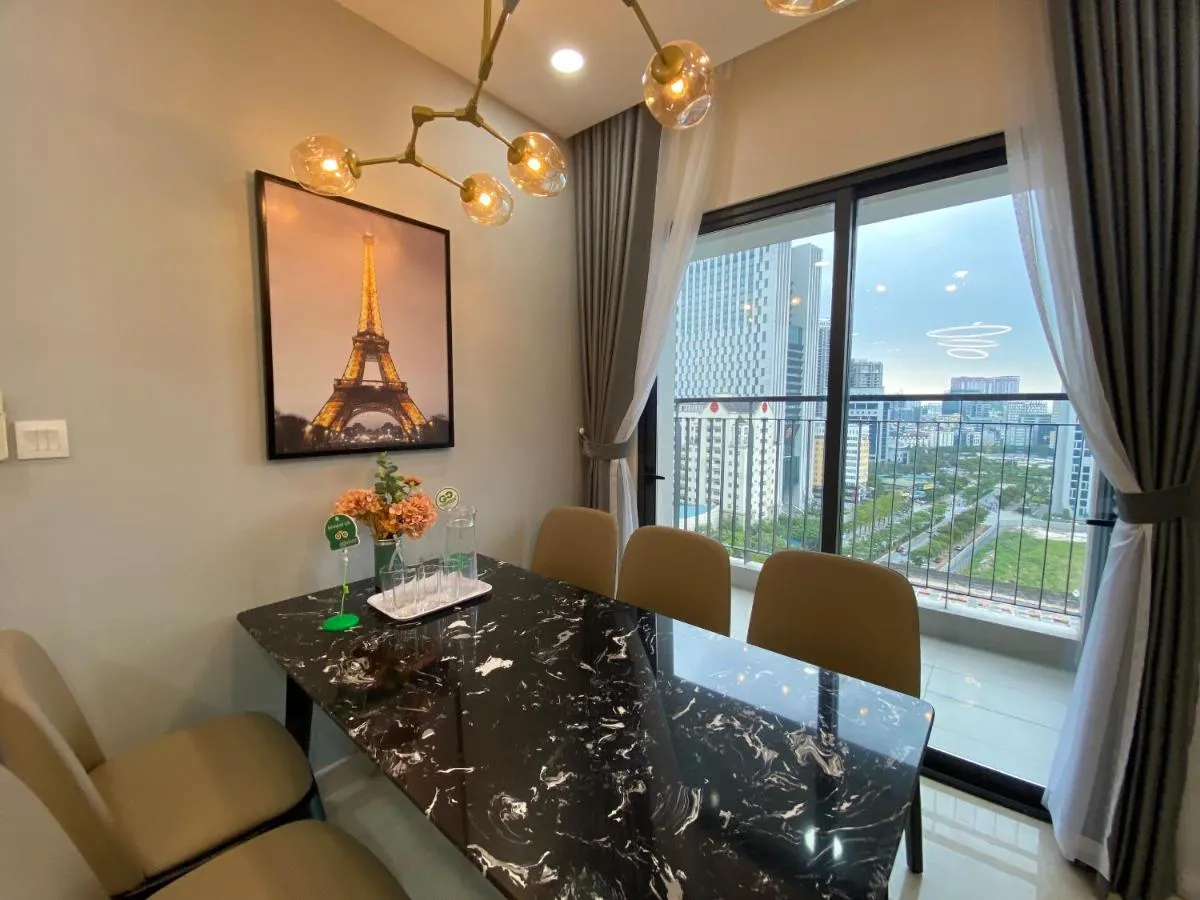 Image 4 of Asahi Luxstay – Golden Park Big corner Apartment with Cầu Giấy park view