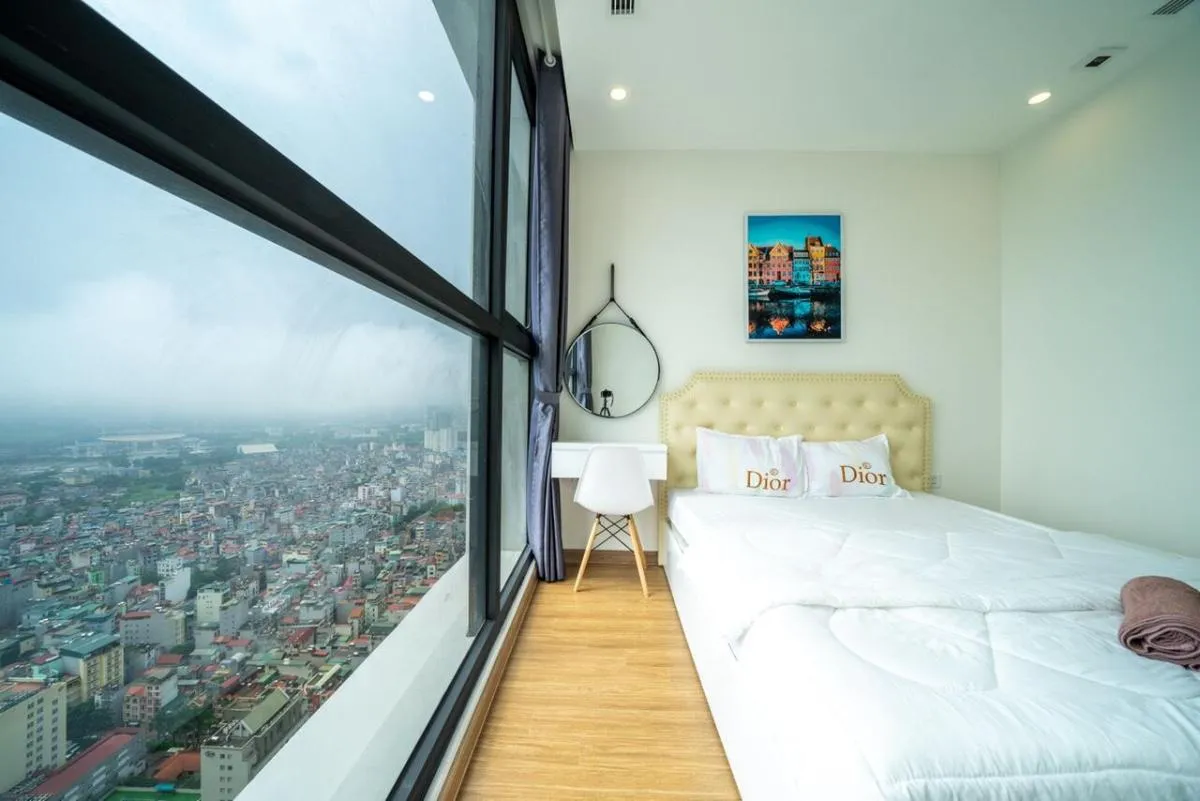 Image 5 of BOM HOMES- VINHOMES SKYLAKE- SERVICE APARTMENt