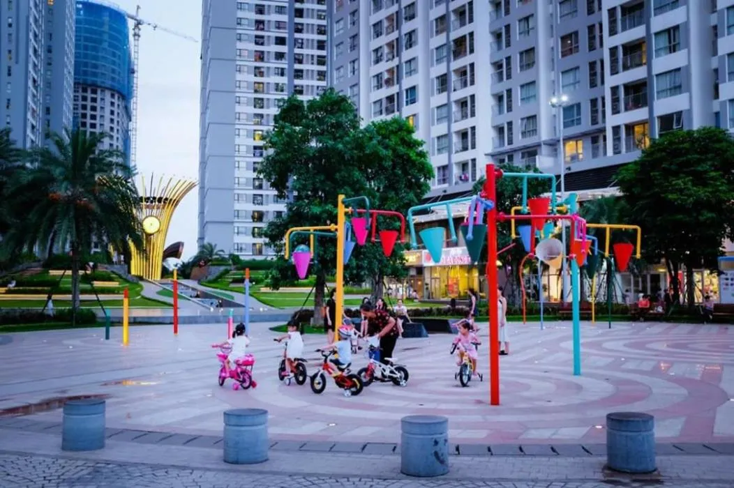 Image 6 of BOM HOMES- VINHOMES TIMES CITY- 2BR- PARK hill