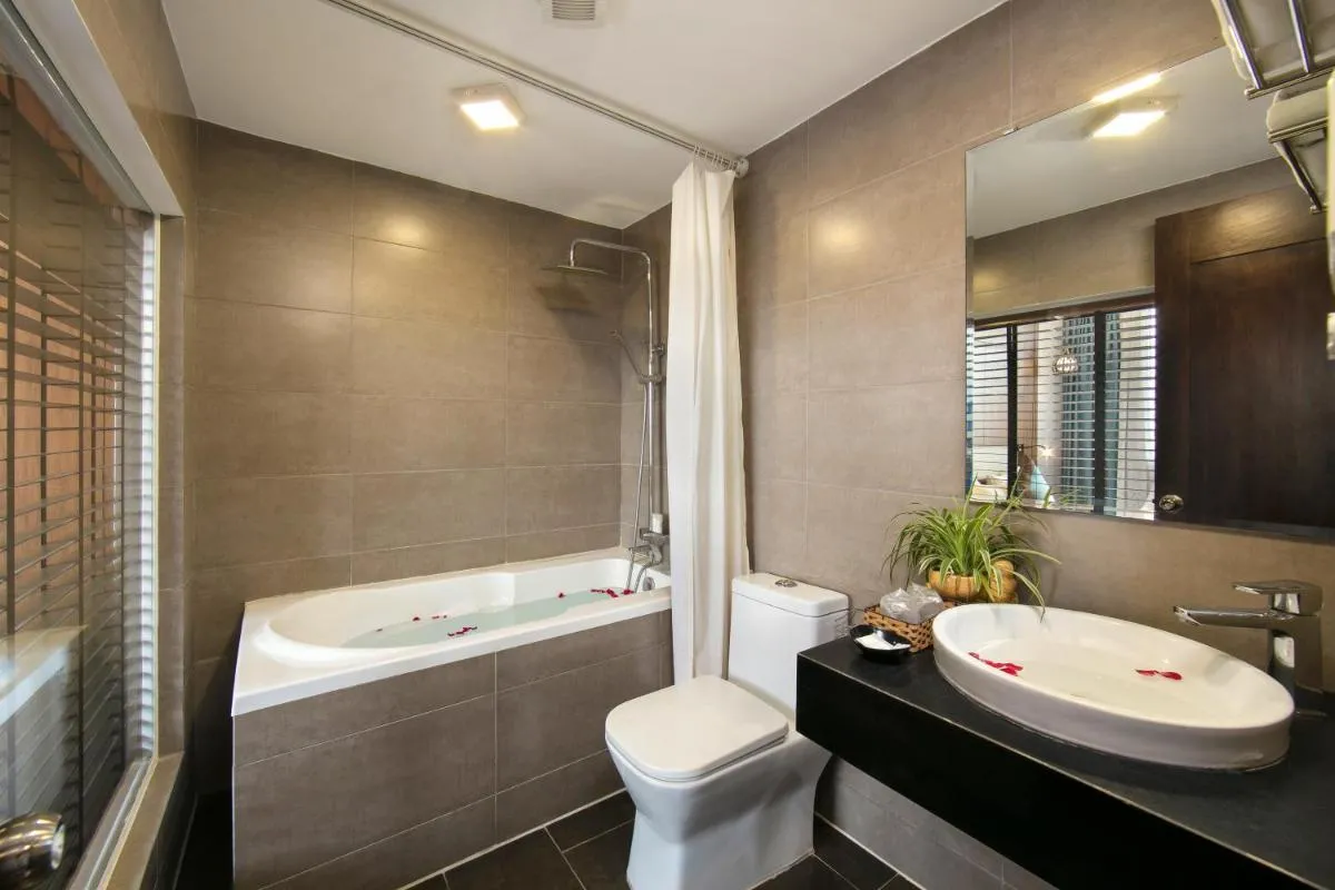 Image 2 of Bonne Nuit Hotel & Spa Hanoi