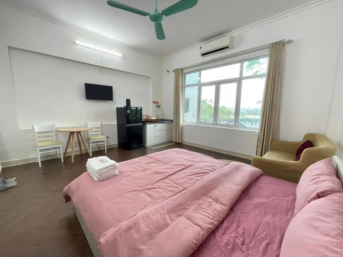 Image 6 of Chill studio close Ho Tay ! (13-3.1)