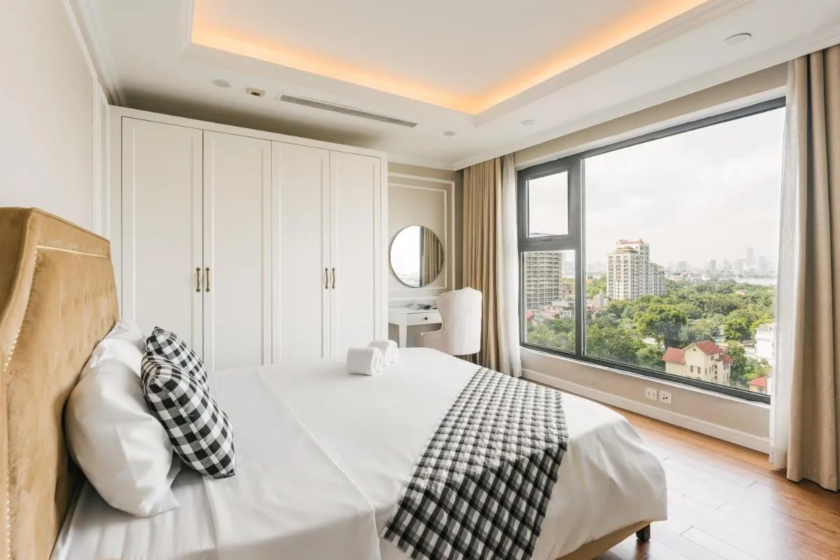 Image 4 of D’LEROI SOLEIL- TAY HO- NEAR WESTLAKE IN HA Noi