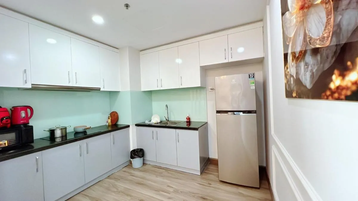 Image 2 of DT Luxury Apartment 02 Bedroom Vinhomes Times City