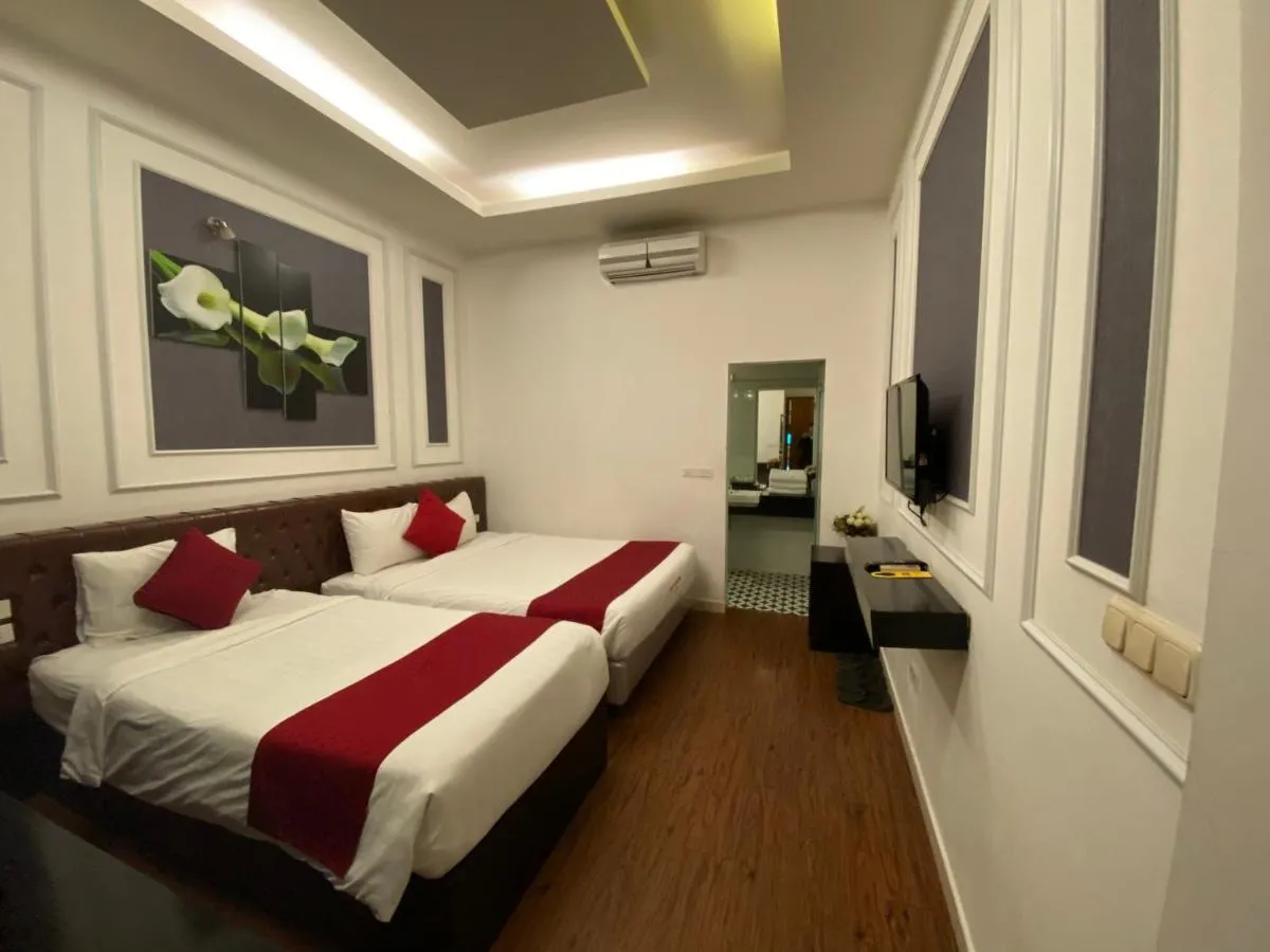 Image 5 of Eclipse Legend Hotel