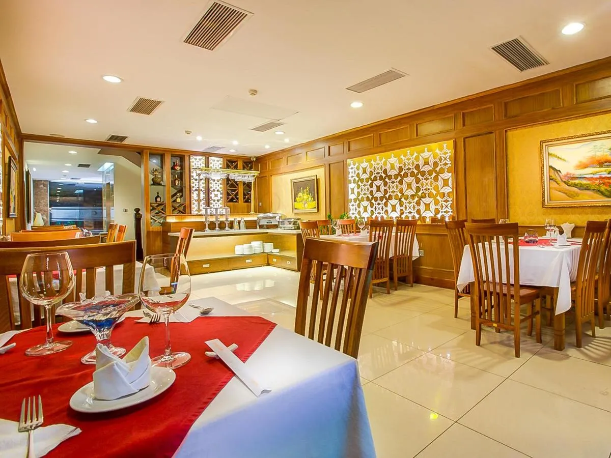 Image 2 of Emerald Boutique Hotel