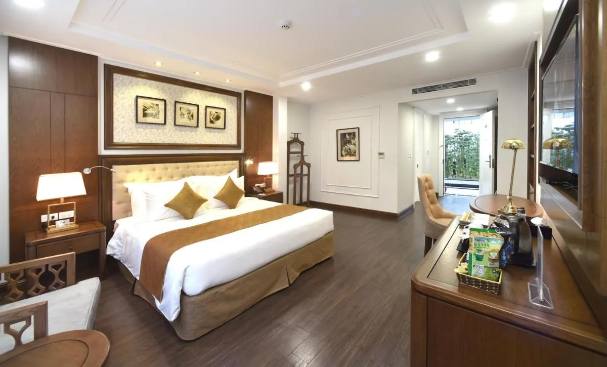 Image 1 of Garco Dragon Hotel 2