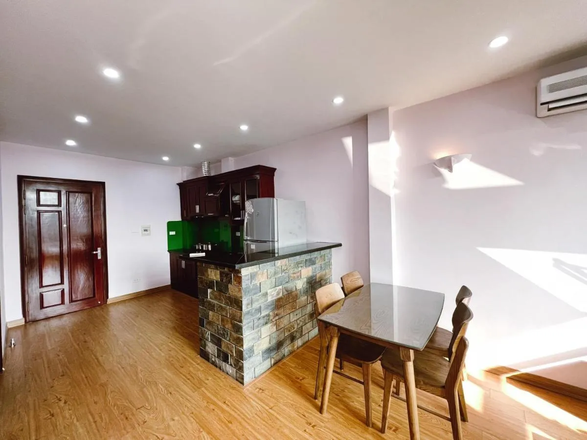 Image 3 of HB Housing 2