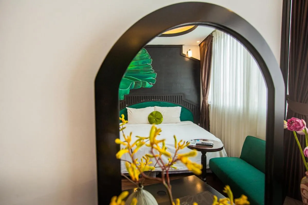 Image 2 of Hanoi Center Silk Boutique Hotel & Travel