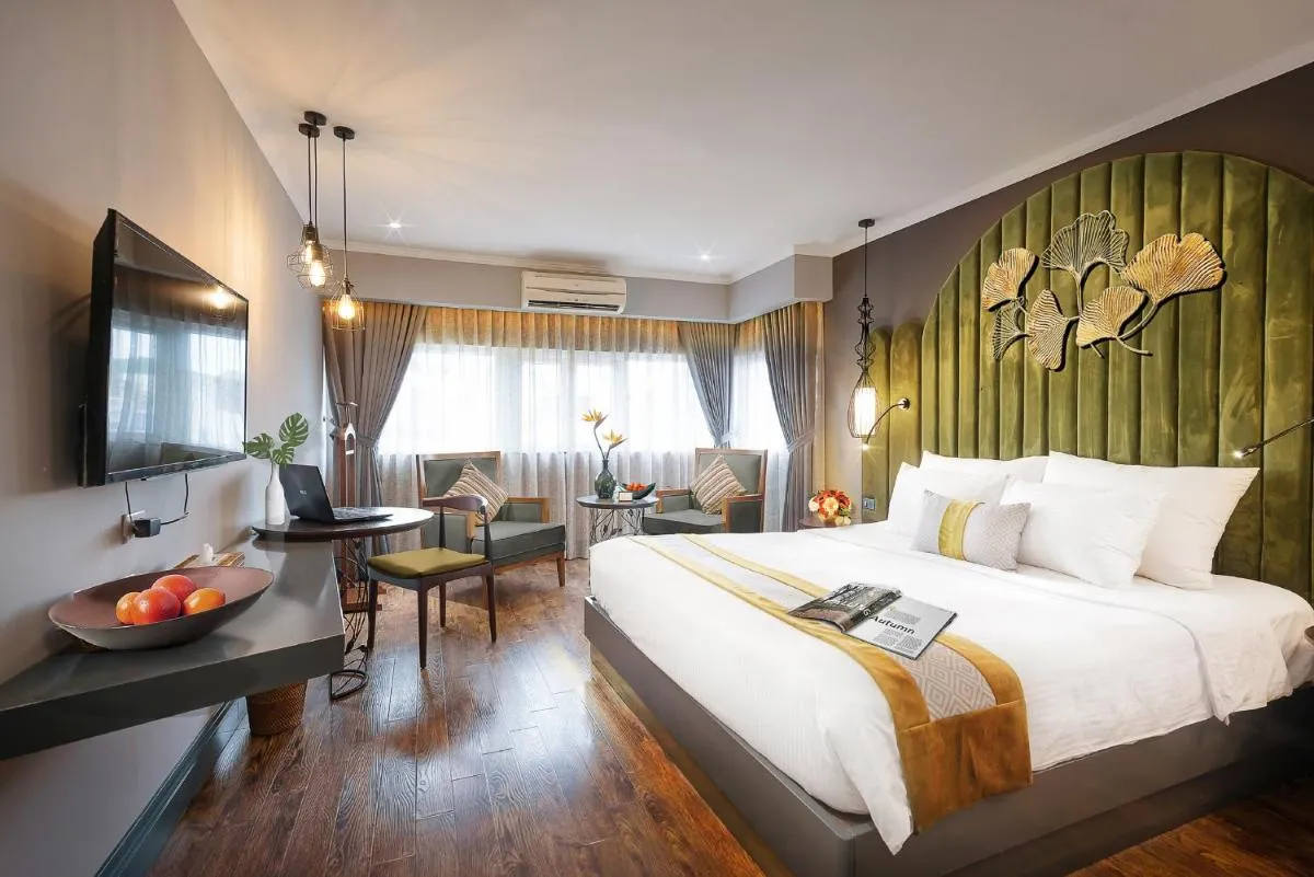 Image 2 of Hanoi Center Silk Hotel & Travel