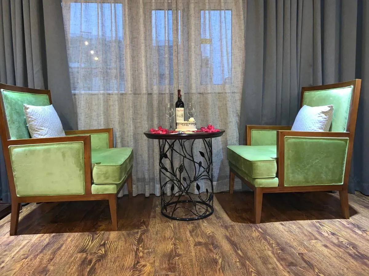 Image 4 of Hanoi Center Silk Hotel & Travel