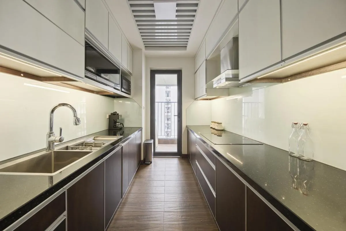 Image 3 of Hanoi Premium 160 Sqm Apt with Top-Quality Furnishing