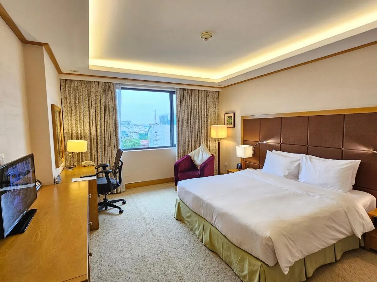 Image 2 of Hilton Garden Inn Hanoi
