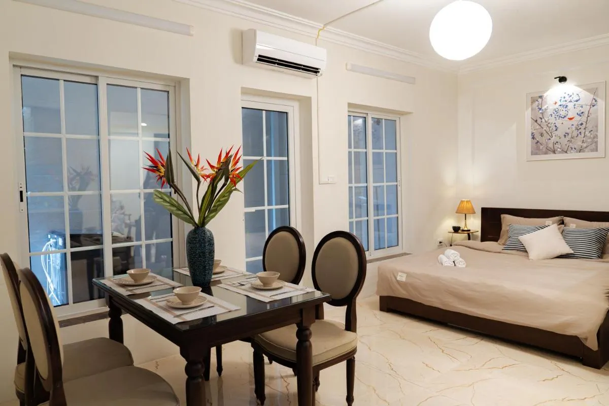 Image 4 of Hoàn Kiếm Cozy Retreat – 2 Br – Netflix – Kitchen