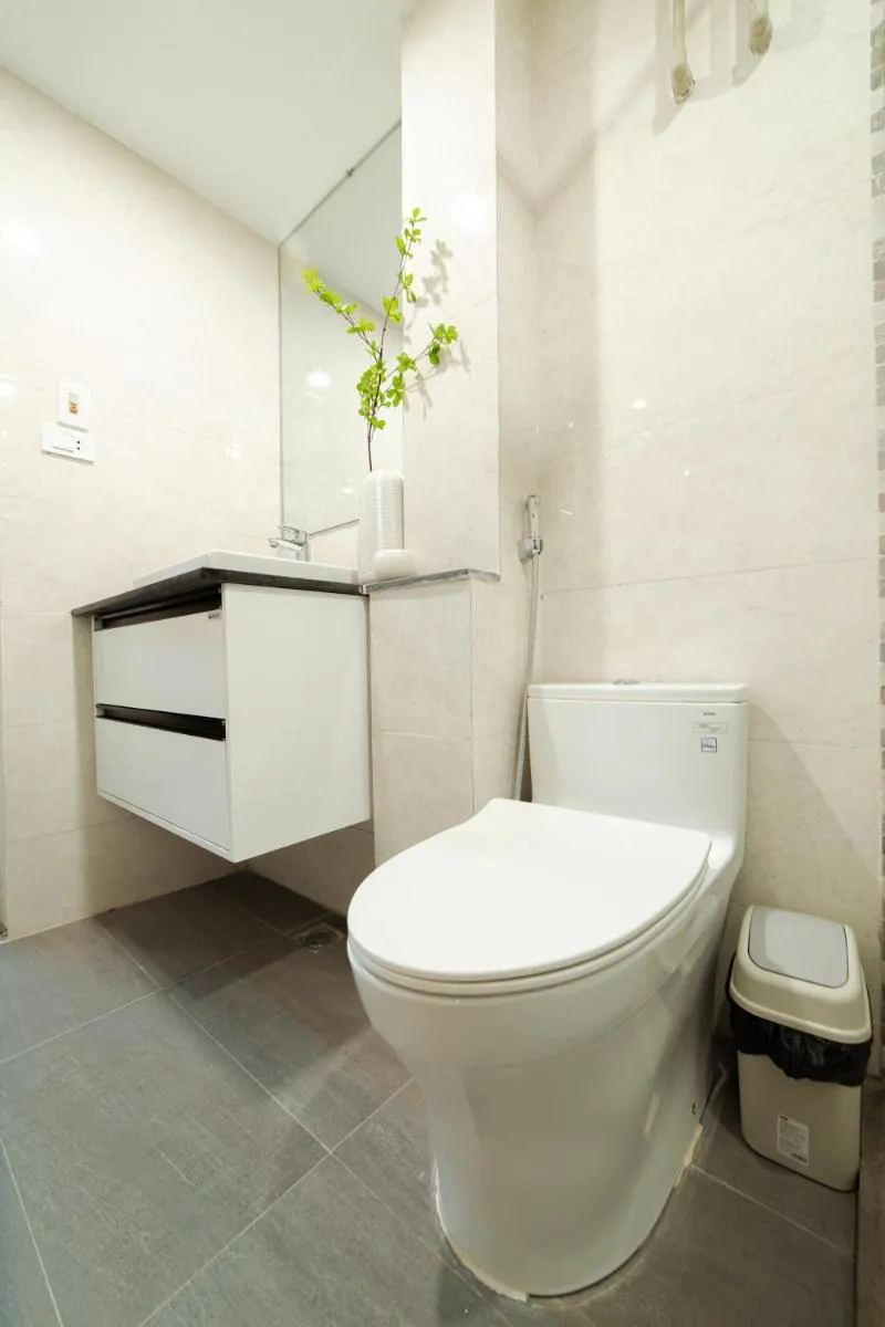 Image 5 of Hoàn Kiếm Cozy Retreat – 2 Br – Netflix – Kitchen