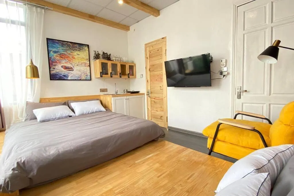 Image 5 of HomestayCHAT*InfinityTub1*Netflix*Hanoi*OldQuarter