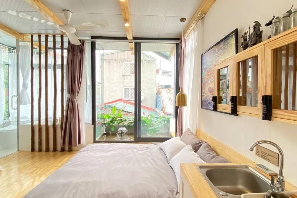 Image 1 of HomestayCHAT*InfinityTub1*Netflix*Hanoi*OldQuarter