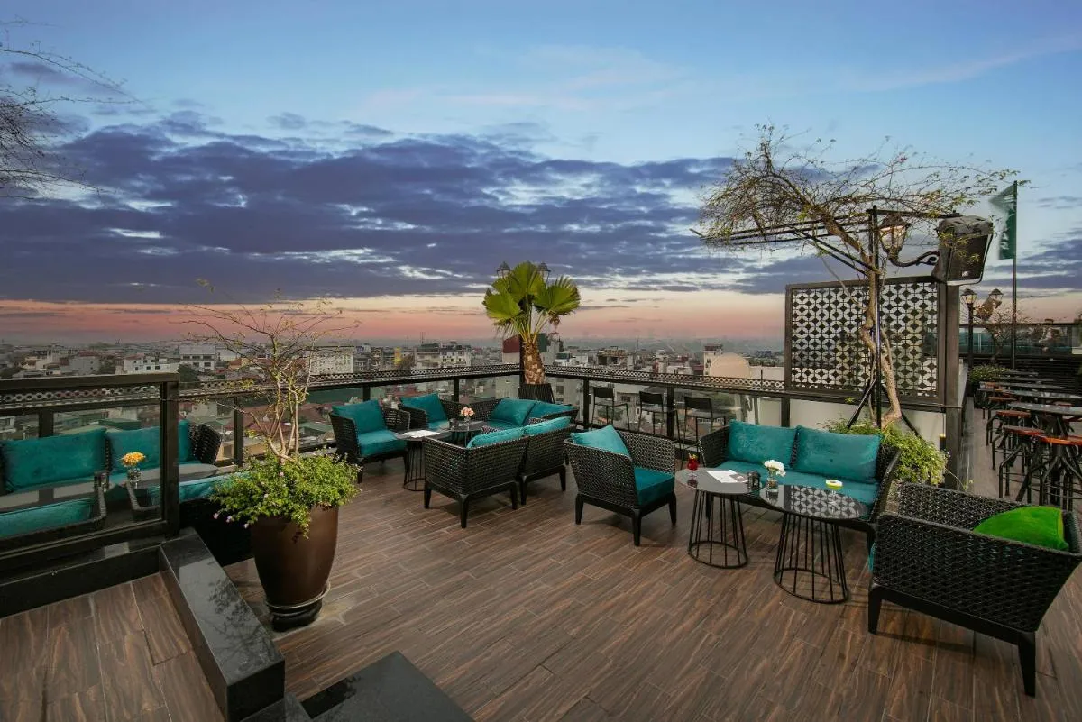 Image 5 of La Mejor Hotel & Sky Bar