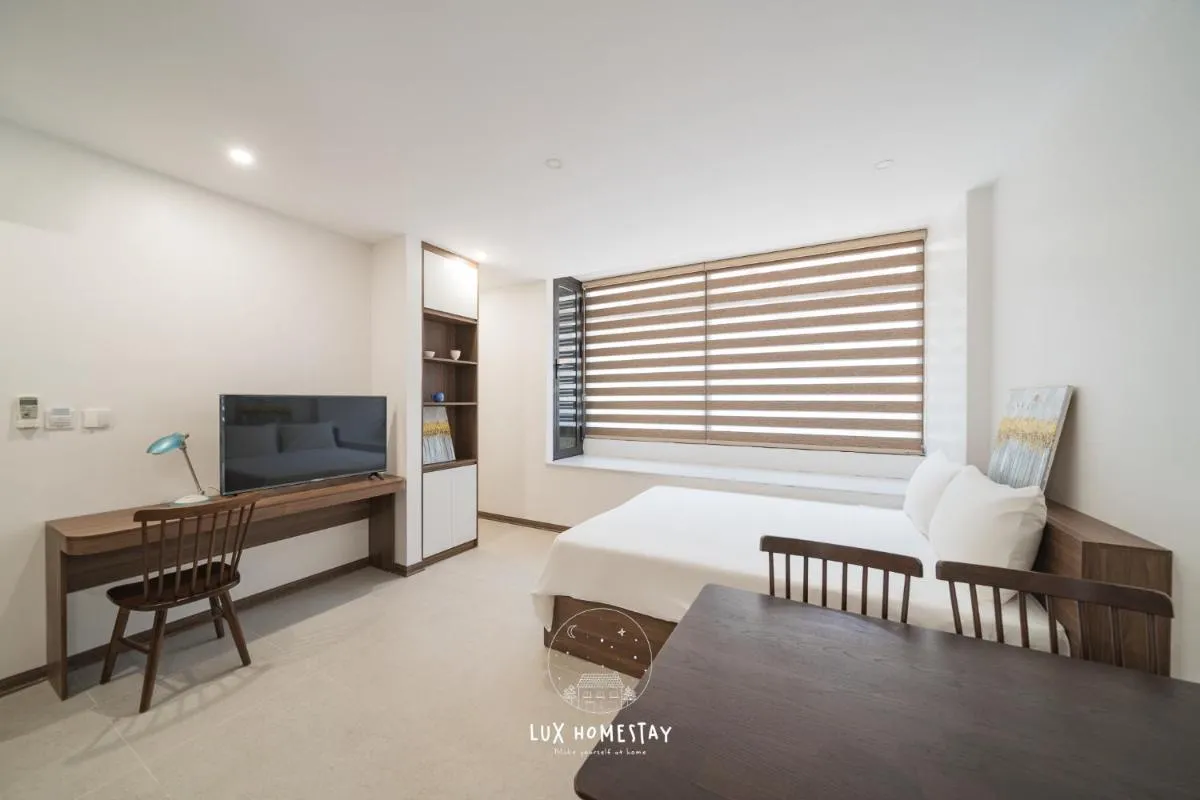 Image 2 of Lux Westlake Studio
