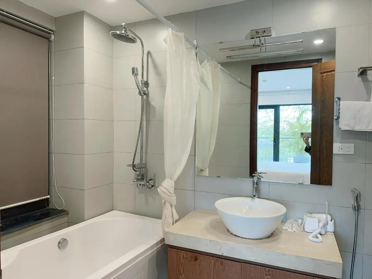 Image 2 of Luxe Paradise Residence Trinh Cong Son