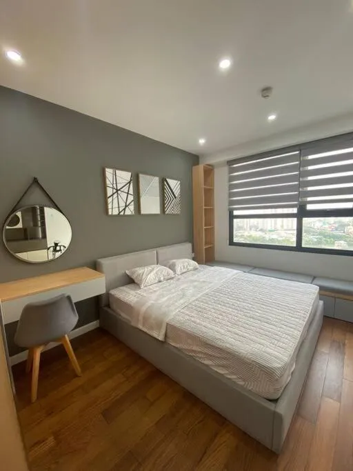 Image 1 of Luxury Apt 2BR Lake view Quiet place Tran Duy Hung Street