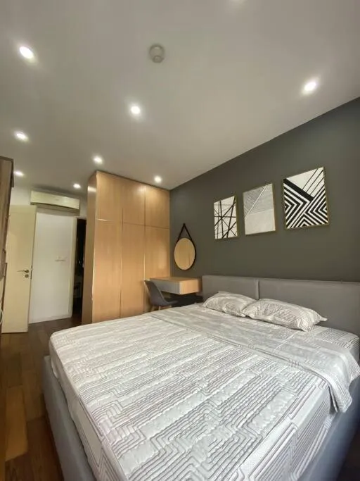 Image 6 of Luxury Apt 2BR Lake view Quiet place Tran Duy Hung Street