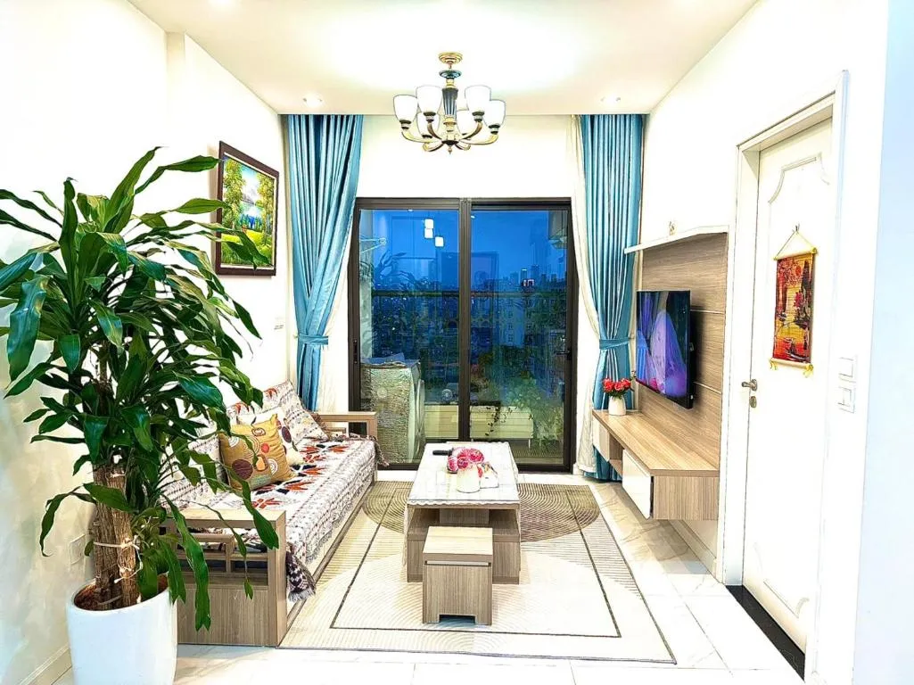 Image of Luxury Home view West Lake