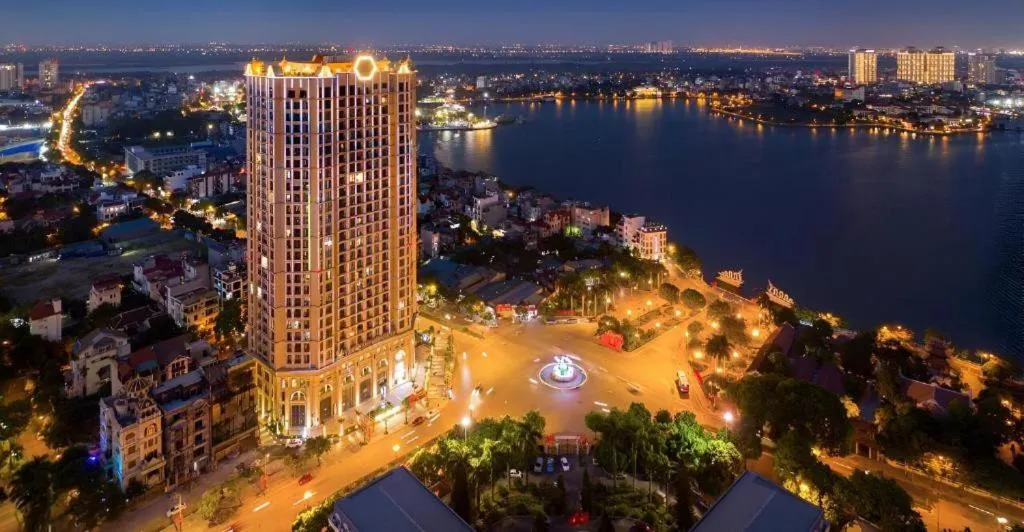 Image 5 of Luxury Home view West Lake