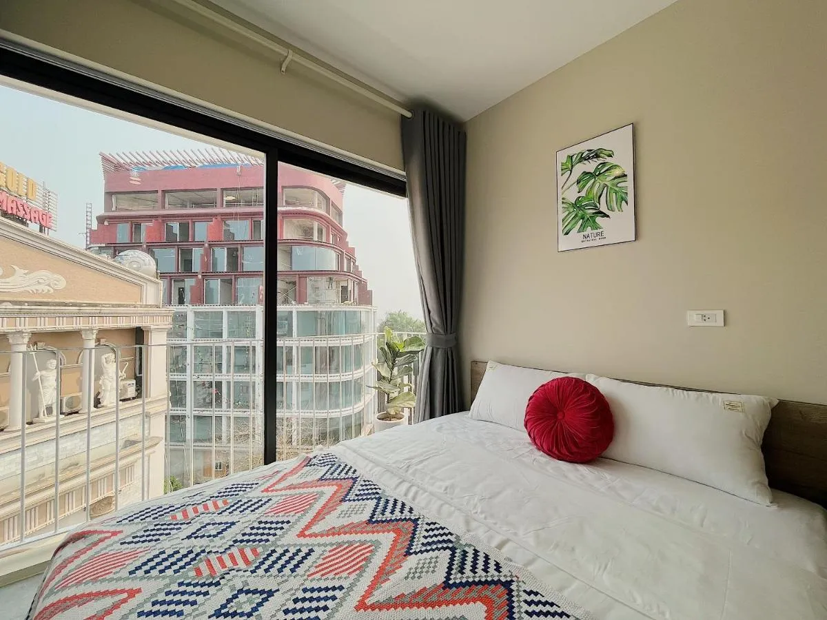 Image 1 of Modern Apartment in Westlake