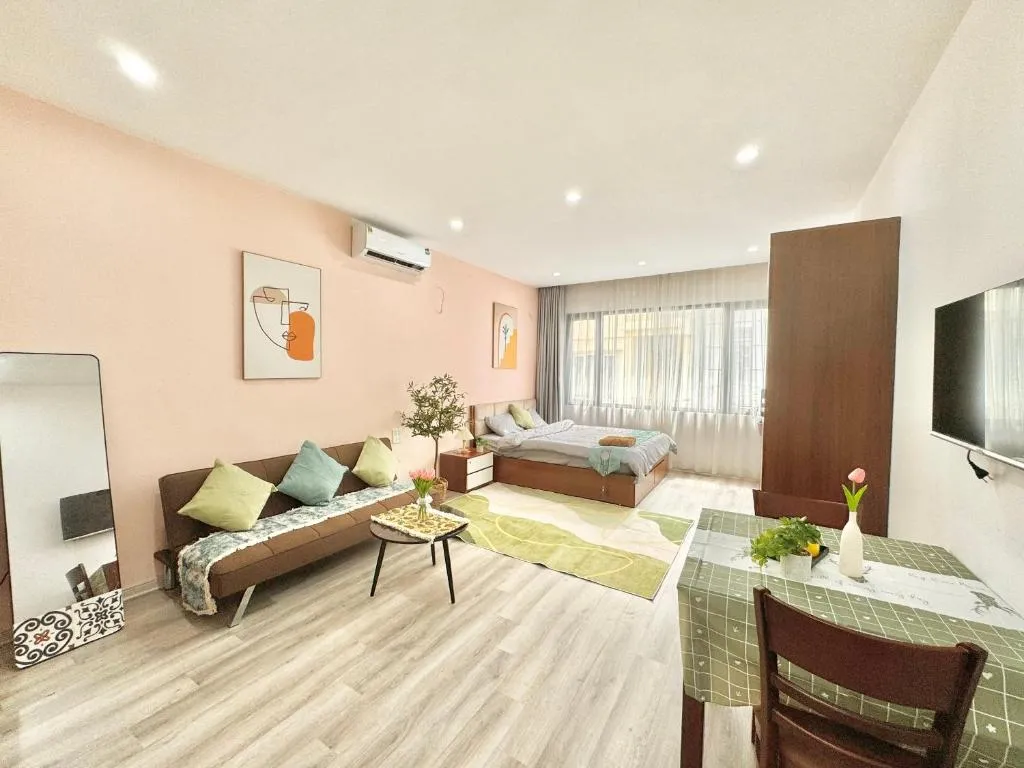 Image of Modern & Comfy Apartment