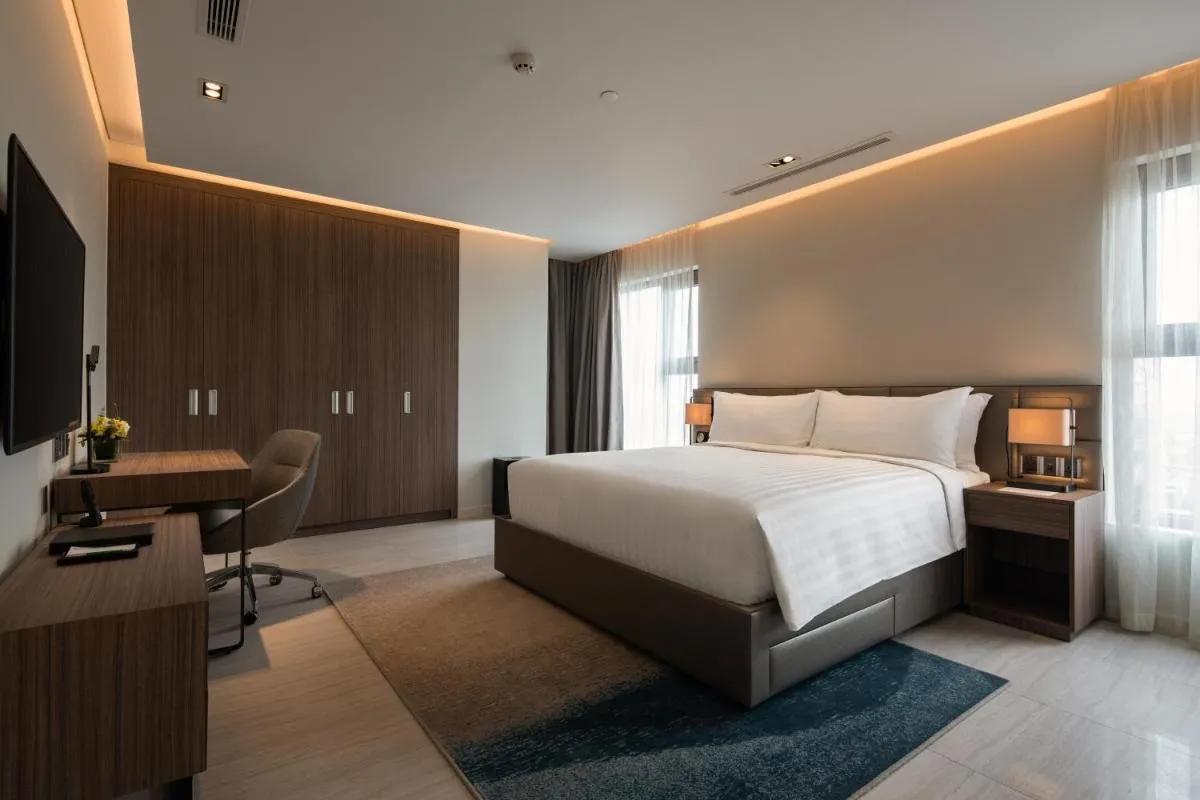 Image 3 of Oakwood Residence Hanoi