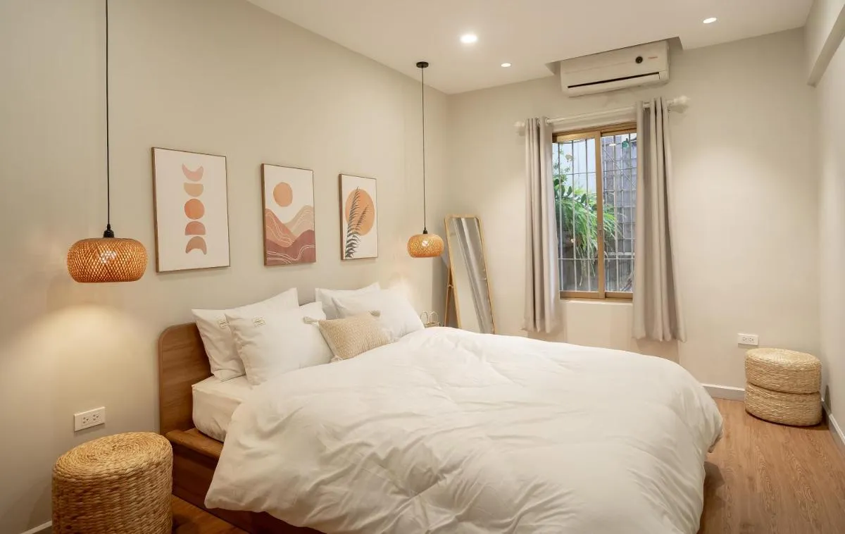 Image of Ômai Homestay – Private Apartment in a historic building – OldQuarter – 3mins to SwordLake OperaHouse – 5th floor No Elevator
