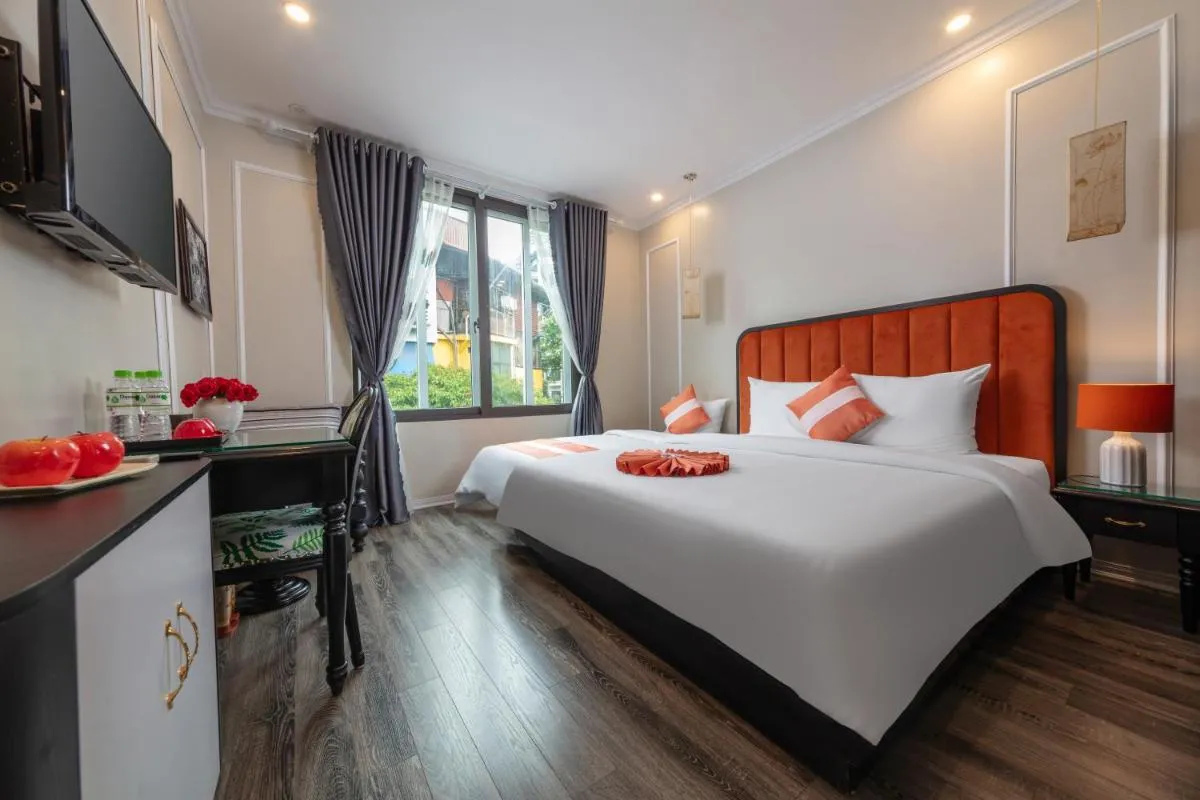 Image 6 of Omina Hanoi Hotel & Travel