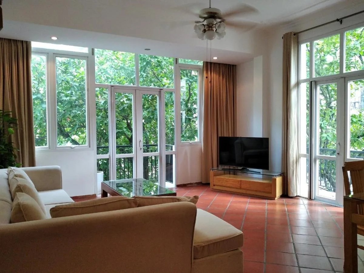 Image 4 of Palm Garden Westlake