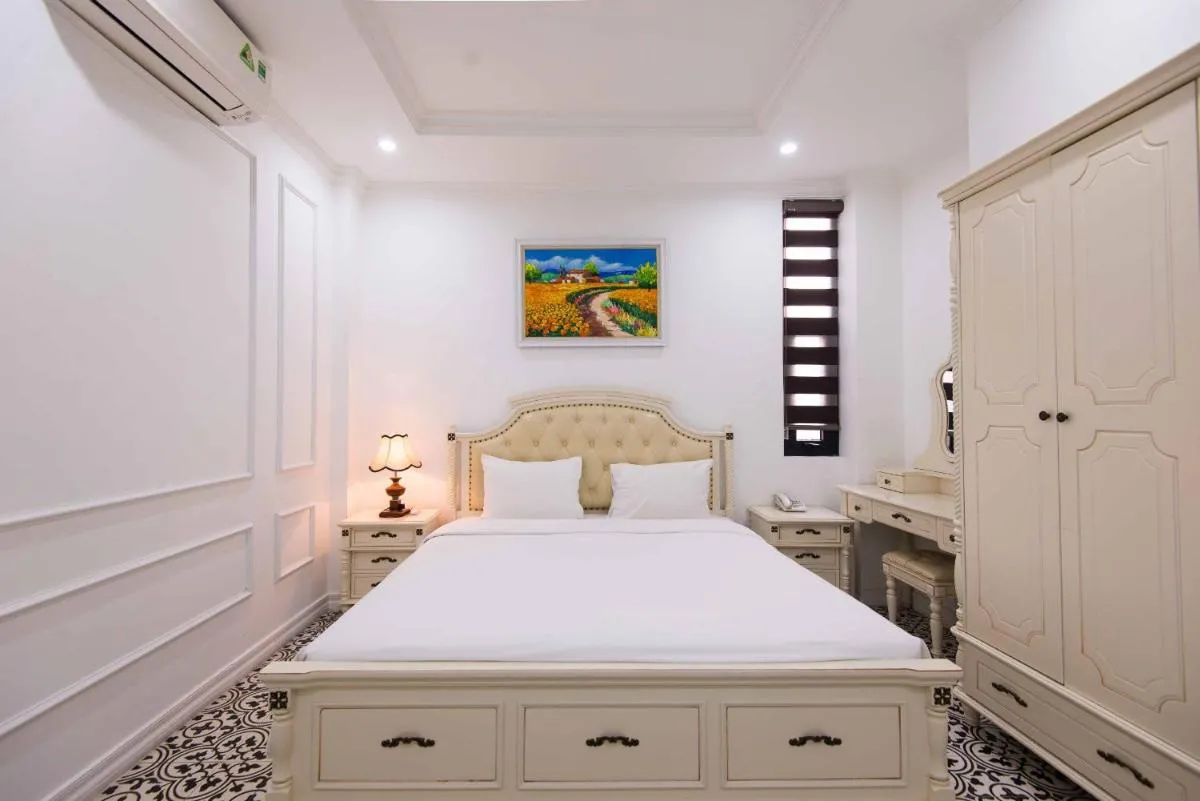 Image 1 of Paradise Suites Dich Vong Hau